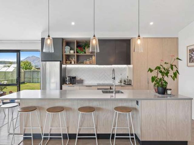 House for sale in Otakou