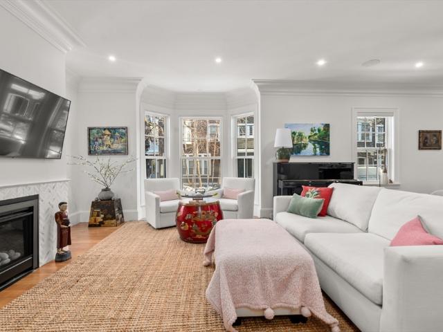 Condo for sale in Cambridge, Massachusetts