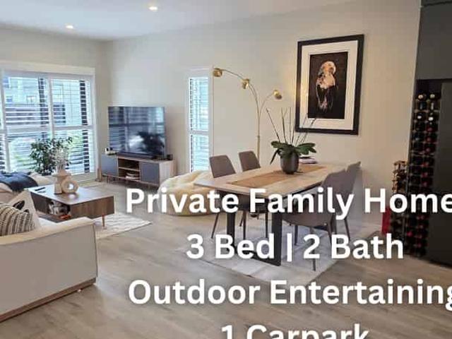 House for rent in Point England, Oroua County