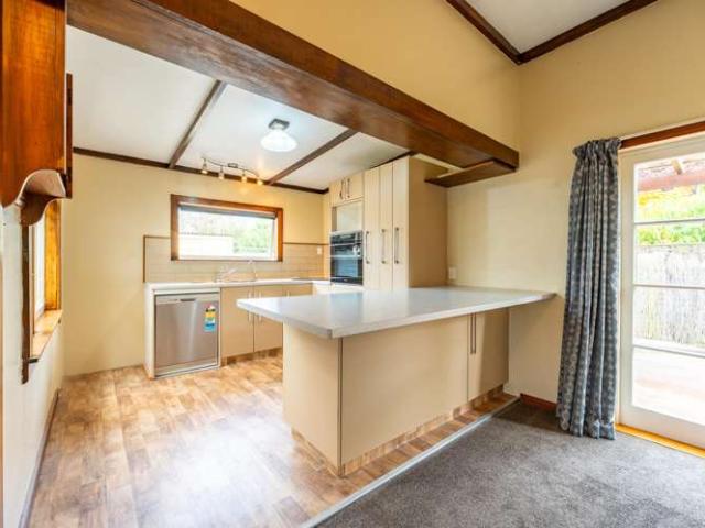 House for sale in Levels, Canterbury