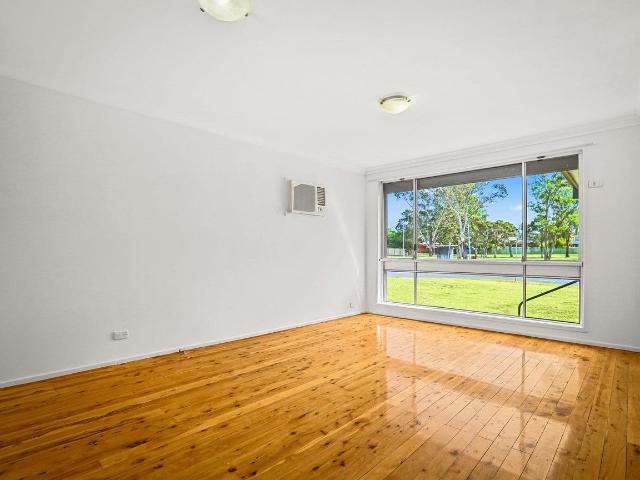 House for rent in Dean Park, Sydney