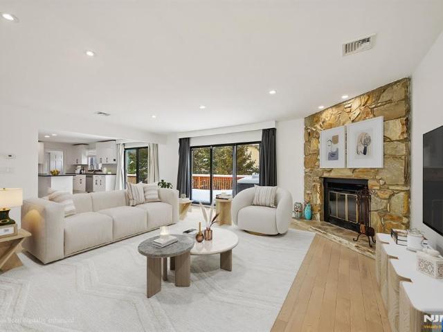 Property for rent in Englewood Cliffs, New Jersey