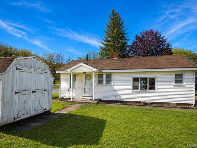 House for sale in Accord, New York