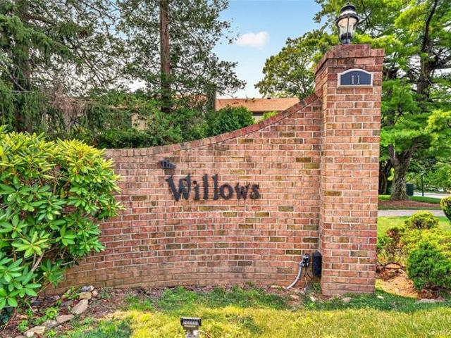 Condo for sale in Scarsdale, New York