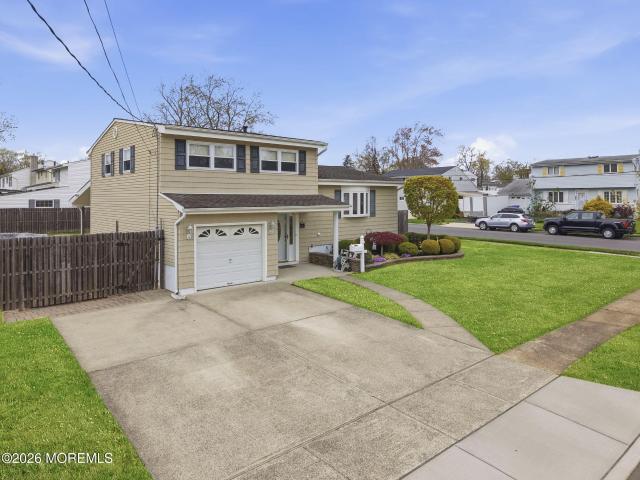 House for sale in Cliffwood, New Jersey