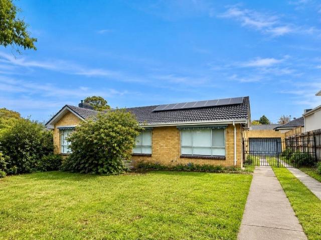 House for rent in Blackburn North, Melbourne