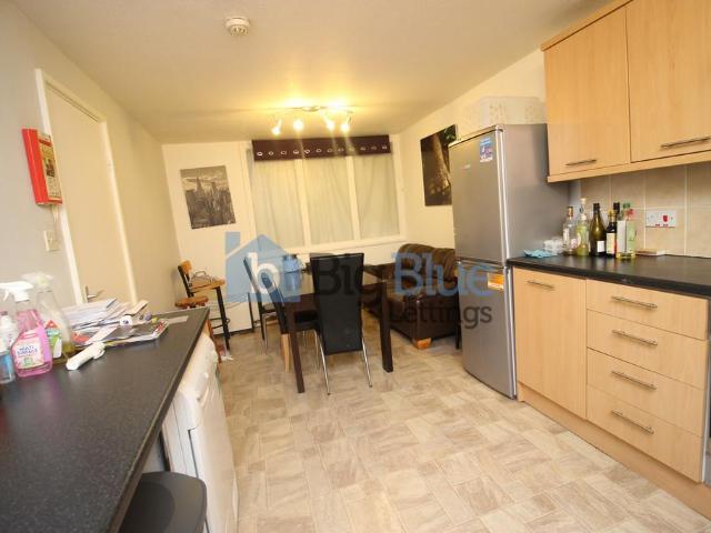 House for rent in Hyde Park, West Yorkshire
