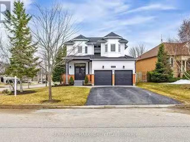 House for sale in Barrie, Ontario