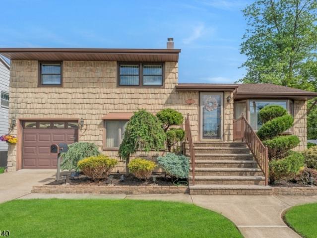 House for sale in Avenel, New Jersey