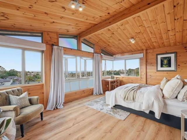 House for sale in Whangaparaoa