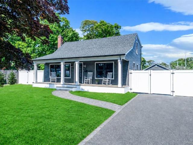 House for sale in Centereach, New York