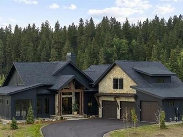 House for sale in Mccall, Idaho