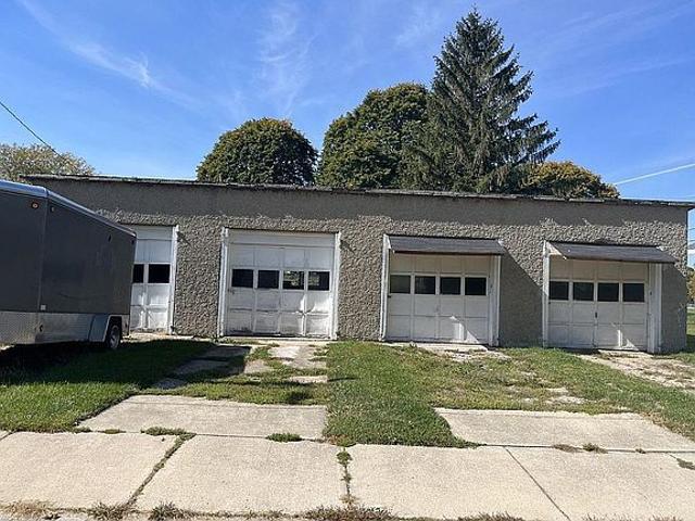 House for sale in Oglesby, Illinois