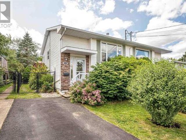 House for sale in Dartmouth, Nova Scotia