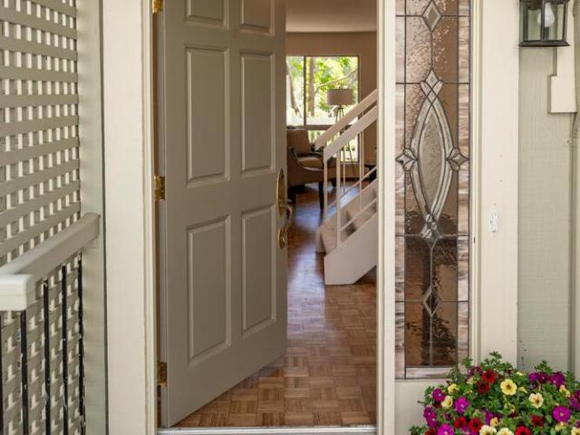 Townhouse for sale in San Mateo