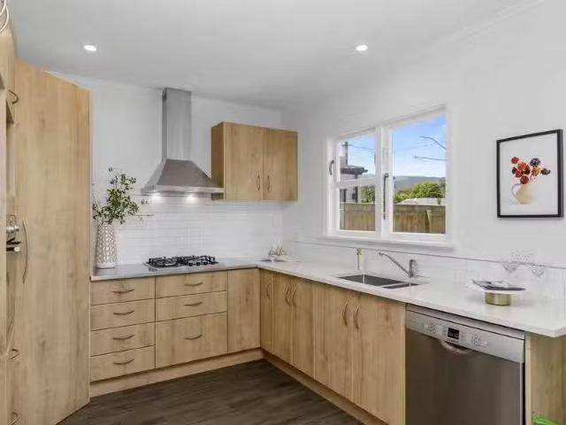 House for sale in Pauatahanui, Wellington