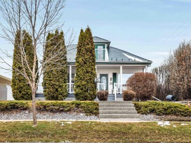 House for sale in Saint Albert, Alberta