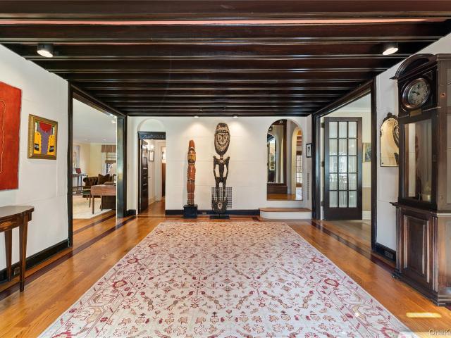 House for sale in Scarsdale, New York