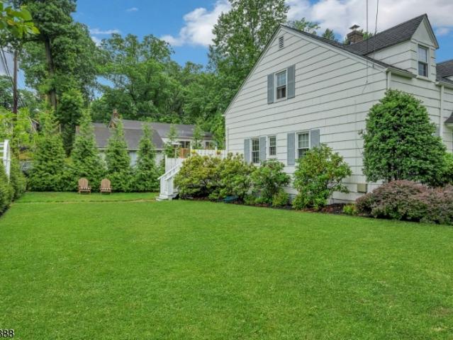 House for sale in Verona, New Jersey