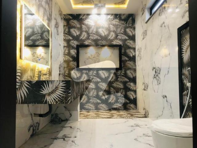 House for sale in Faisalabad, Islamabad Capital Territory