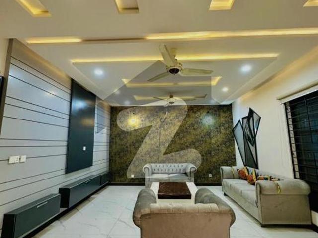 House for sale in Faisalabad, Islamabad Capital Territory