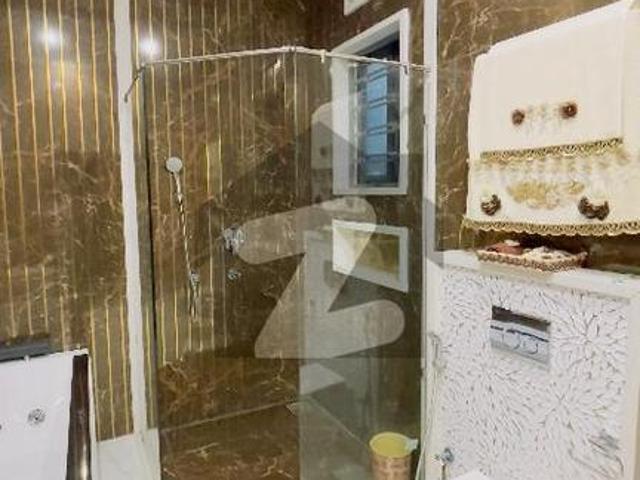 House for sale in Faisalabad, Islamabad Capital Territory