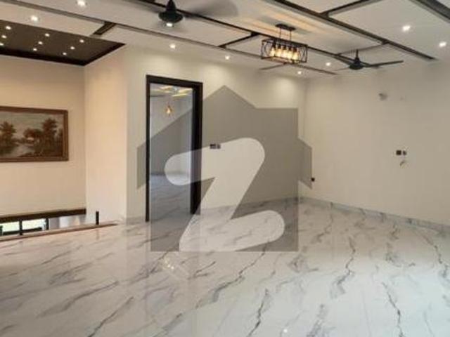 House for sale in Faisalabad, Islamabad Capital Territory