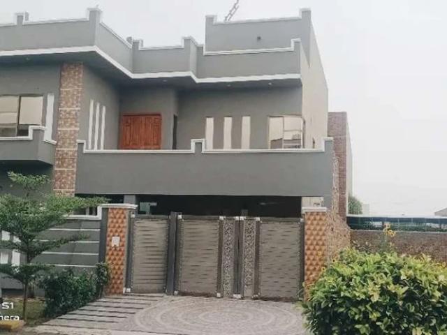 House for sale in Faisalabad, Islamabad Capital Territory