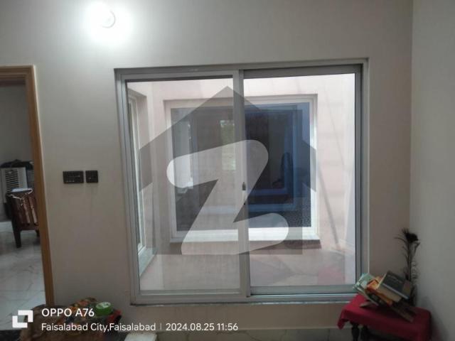 House for sale in Faisalabad, Islamabad Capital Territory