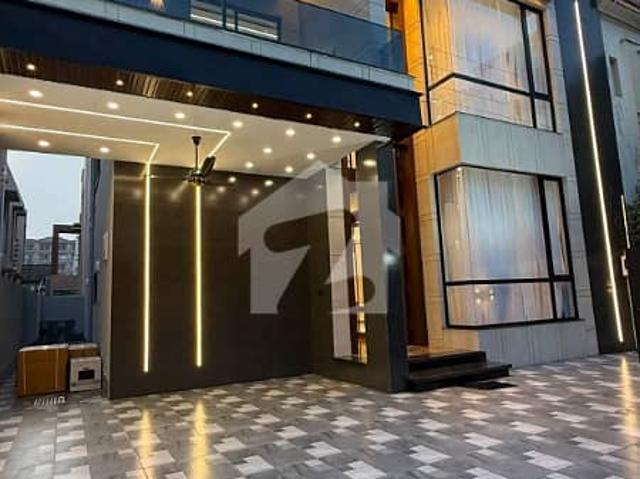 House for sale in لاہور, لاہور ڈویژن