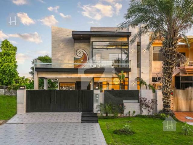 House for sale in لاہور, لاہور ڈویژن