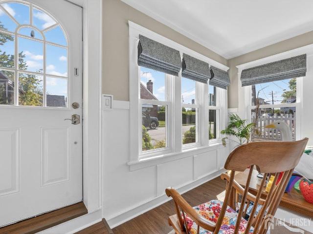 House for sale in Avenel, New Jersey
