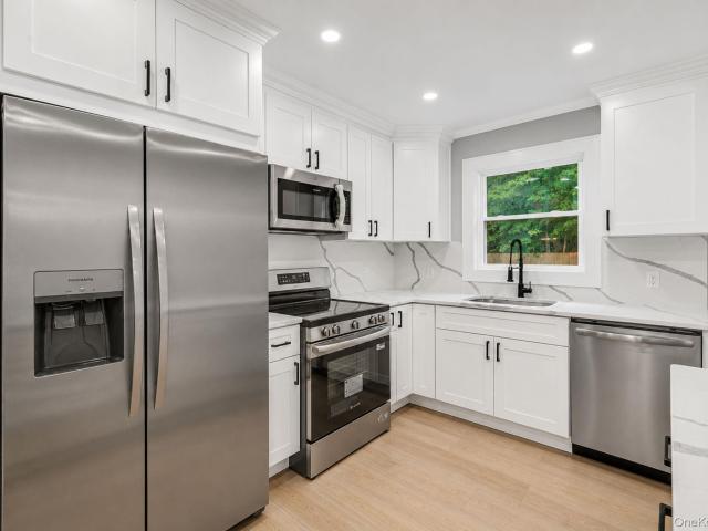 House for sale in Mastic Beach, Town of Brookhaven