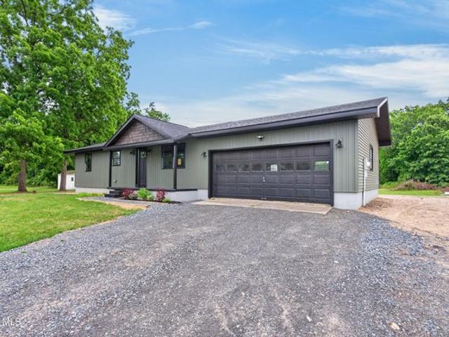 House for sale in Saratoga, New York