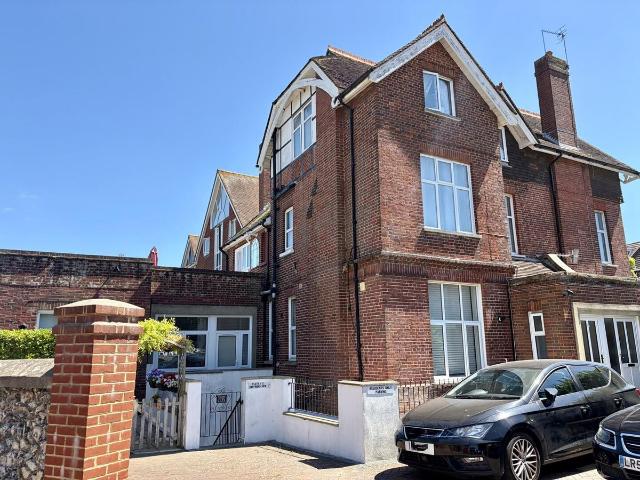 Studio for rent in Eastbourne, East Sussex
