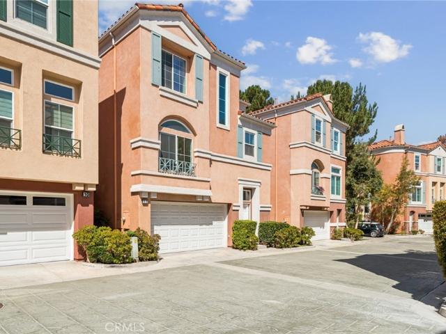 Condo for sale in Irvine, California