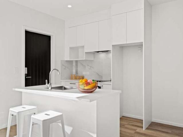 Townhouse for sale in Oratia