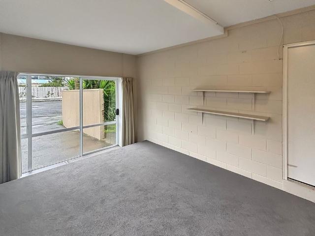 House for rent in Chaslands, Canterbury