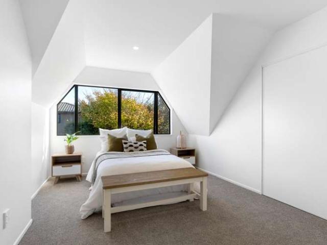 House for sale in Chaslands, Canterbury