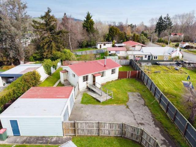 House for sale in Otakou
