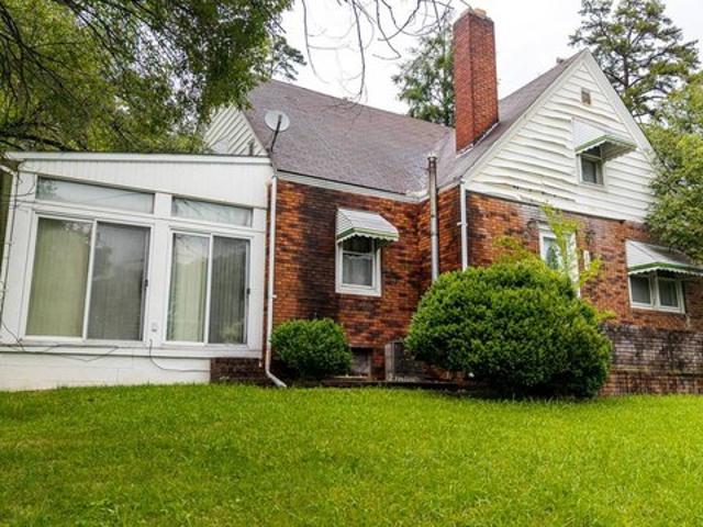 House for sale in Chapmanville, West Virginia