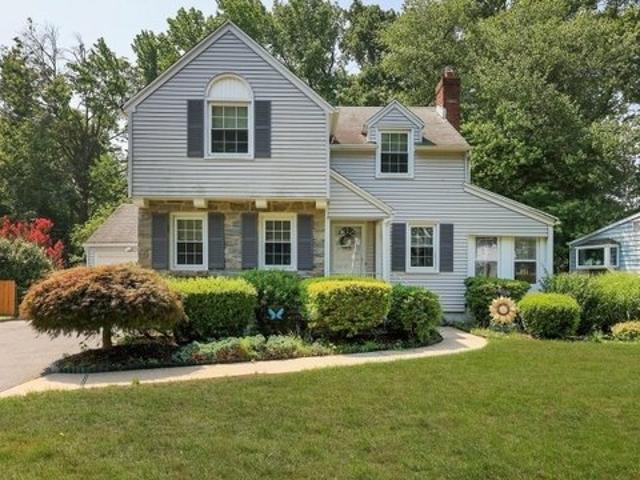 House for sale in Cranford, New Jersey