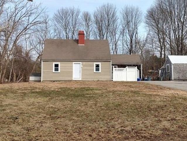 House for sale in Byfield, Massachusetts
