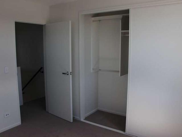 Townhouse for rent in Awhitu