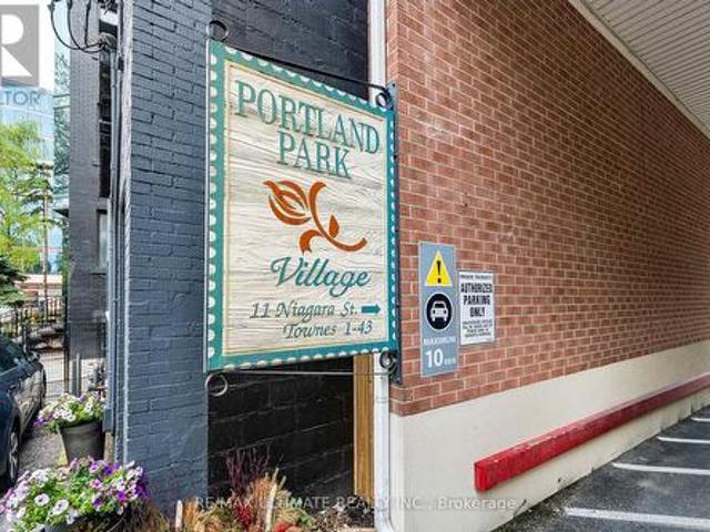 Townhouse for sale in Woburn, Ontario