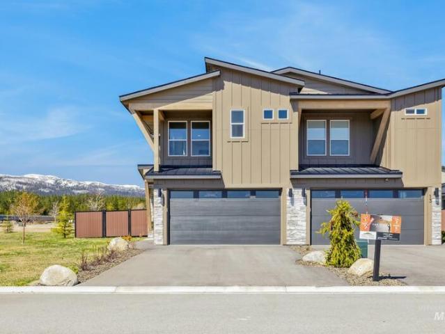 Townhouse for sale in Cascade