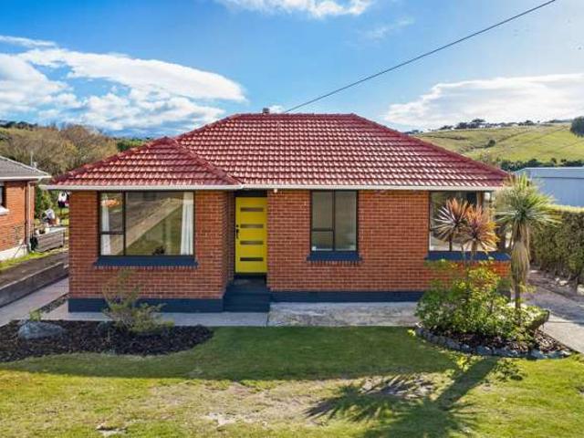 House for sale in Otakou