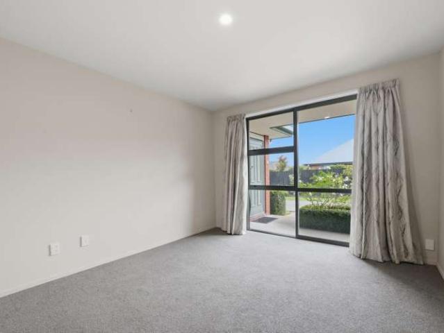House for sale in Charing Cross, Canterbury