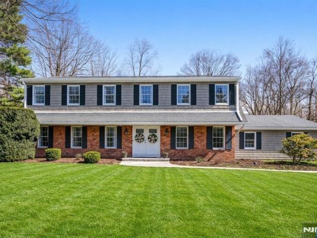 House for sale in Mahwah, New Jersey