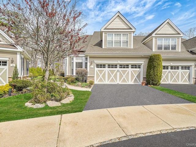Condo for sale in Centereach, New York